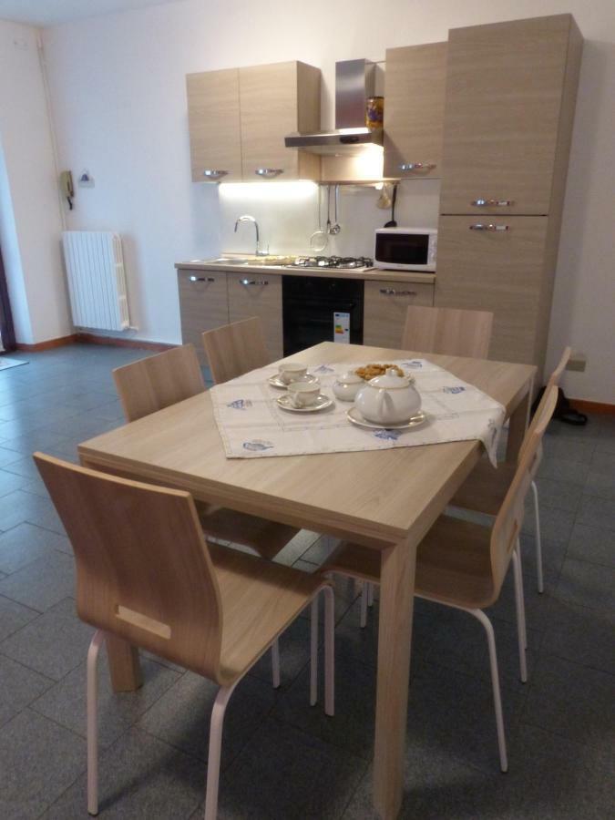 Apartament Casa Di Roberta Albiate Zewnętrze zdjęcie